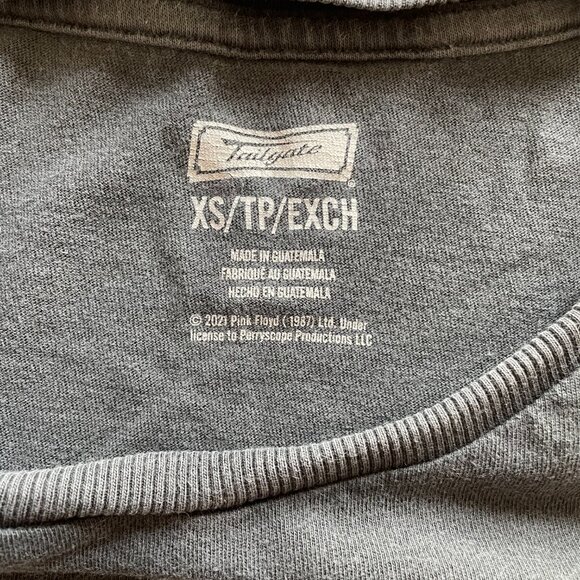 American Eagle Pink Floyd Any Colour You Like Women's Oversized T-Shirt size XS - Picture 3 of 6